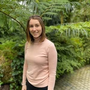 Meet your Posher, Abby